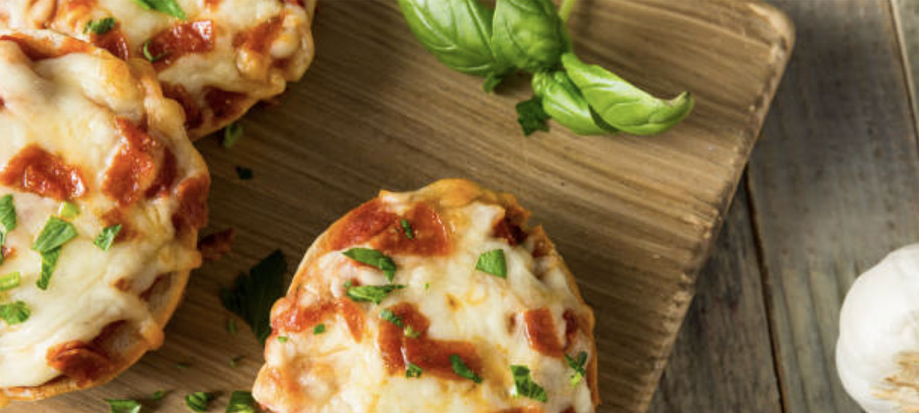pizza bagels