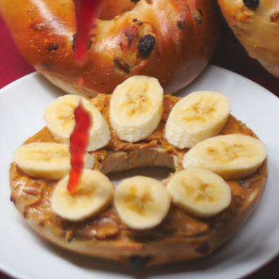 bagel with banannas